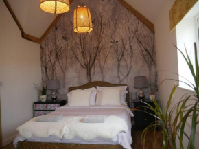 Cheltenham accommodation -self-catering-2 bedrooms